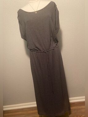 Maurices 24/7 Black & White Striped Maxi Dress with Tie Waist andpockets!